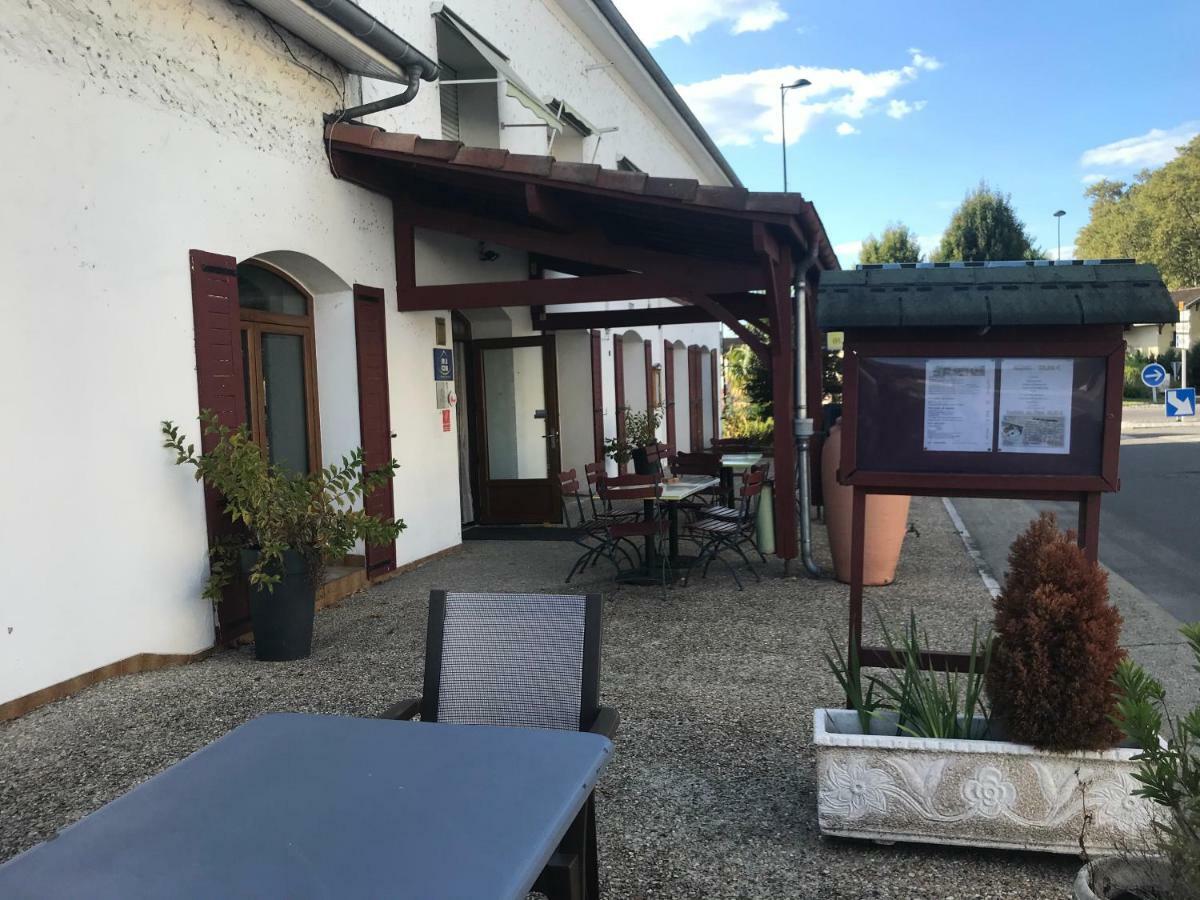 Au Feu De Bois Hotel Amou Kültér fotó