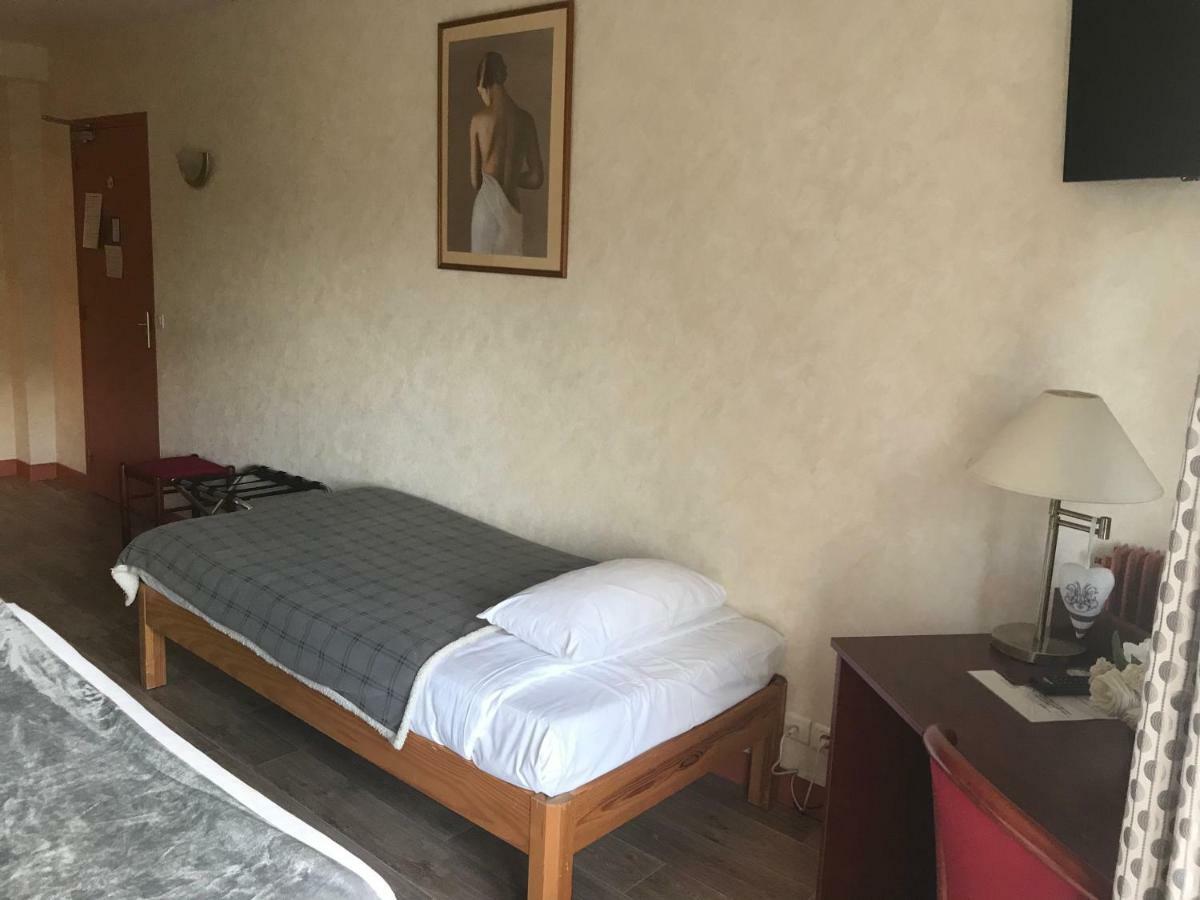 Au Feu De Bois Hotel Amou Kültér fotó